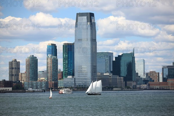 usa, etat de New York, New York City, Manhattan, financial district, pointe de Manhattan, ferry pour Staten Island, buildings, baie, bateaux, statue de la liberte, Bartholdi,