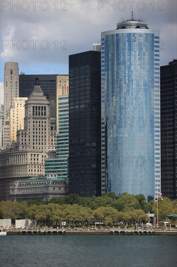 usa, etat de New York, New York City, Manhattan, financial district, pointe de Manhattan, ferry pour Staten Island, buildings, baie, bateaux, statue de la liberte, Bartholdi,