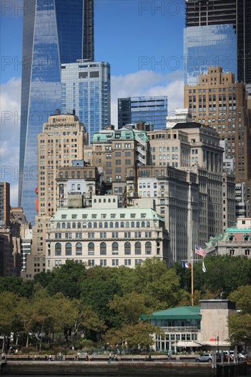 usa, etat de New York, New York City, Manhattan, financial district, pointe de Manhattan, ferry pour Staten Island, buildings, baie, bateaux, statue de la liberte, Bartholdi,