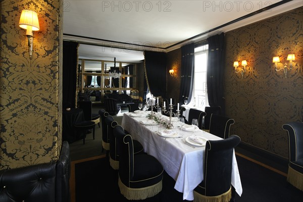 France, ile de france, paris 18e arrondissement, montmartre, 23 avenue junot, l'hotel particulier, restaurant, salons, 
Date : 2011-2012