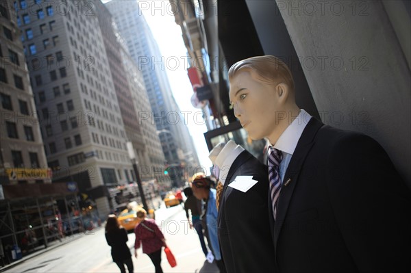 usa, state of New York, NYC, Manhattan, financial district, quartier de wall street, mannequin,