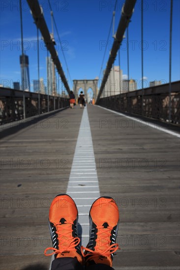 usa, etat de New York, New York City, Manhattan, brooklyn, pont de brooklyn bridge, pietons, vehicules, jogging, circulation, pointe de Manhattan,