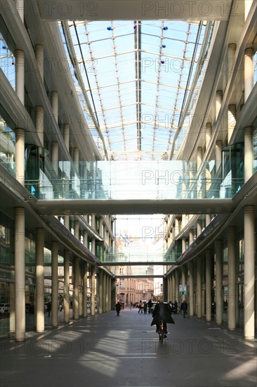 Place du Marché Saint-Honoré, Paris