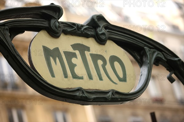 France, ile de france, paris 2e arrondissement, metro reaumur sebastopol, Hector Guimard, 
Date : 2011-2012