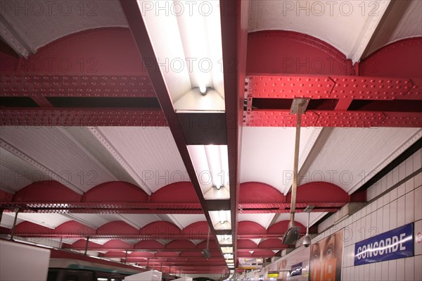 France, ile de france, paris 8e arrondissement, station de metro concorde,
Date : 2011-2012
