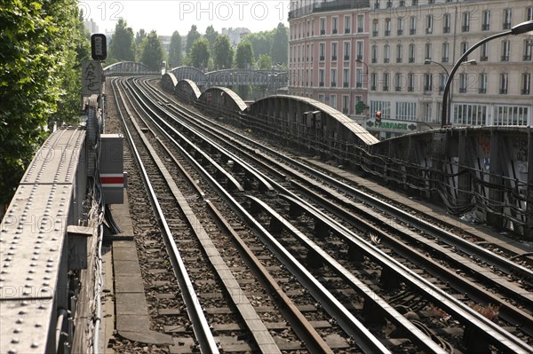 France, ile de france, paris 18e arrondissement, station du metro stalingrad, place stalingrad, ligne 2, ratp, Hector Guimard, 
Date : 2011-2012