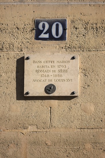 France, ile de france, paris, le marais, 3e arrondissement, 20 rue des quatre fils, hotel le feron, facade sur rue, hotel particulier, plaque romain de seze, avocat de louis XVI, 
Date : 2011-2012