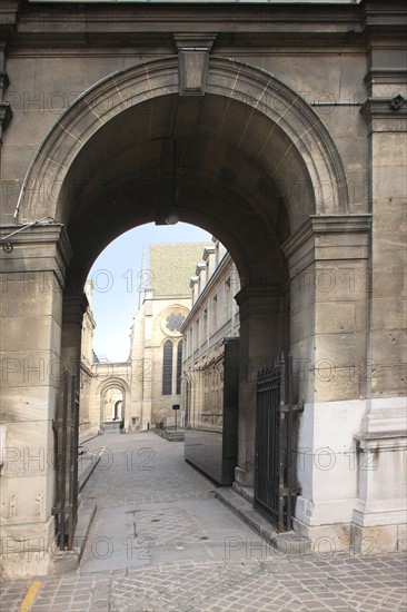 France, ile de france, paris 3e arrondissement, le marais, 270 rue saint martin des champs, conservatoire national des arts et metiers, cnam, ancien prieure, 
Date : 2011-2012