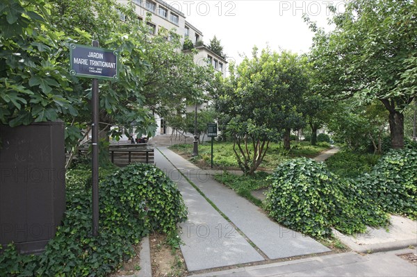 France, ile de france, paris, 4e arrondissement, quai des celestins et rue de l'hotel de ville, jardin marie trintignant, espace vert, ville de paris.
Date : 2011-2012