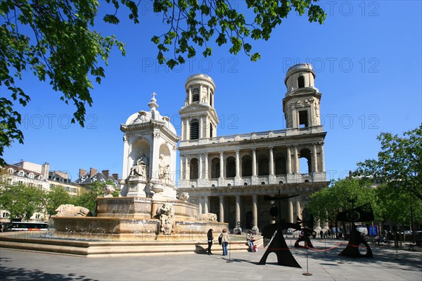 France, ile de france, paris 6e arrondissement, place saint sulpice, eglise saint sulpice, fontaine dite des point cardinaux;
Date : 2011-2012