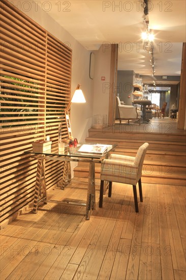 France, ile de france, paris 6e arrondissement place de furstenberg, magasin flamant, decoration, mobilier, design, ameublement.
Date : 2011-2012