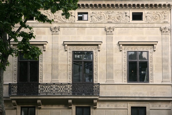 paris 8e , rue tronchet , hA'tel de pourtalA^s

Date : 2011-2012