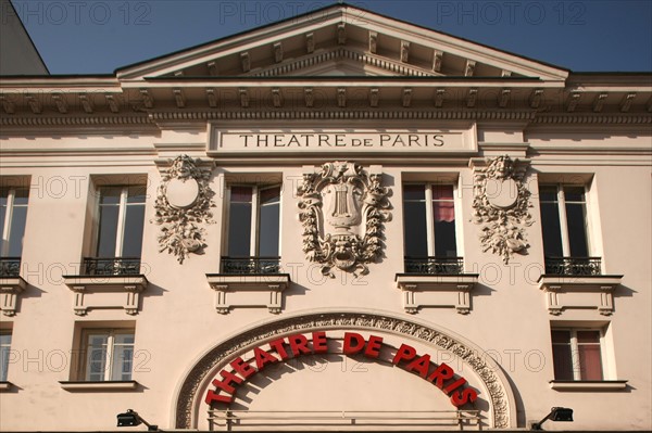 France, ile de france, paris 9e arrondissement, 15 rue blanche, theatre de paris, salle de spectacle, facade
Date : 2011-2012