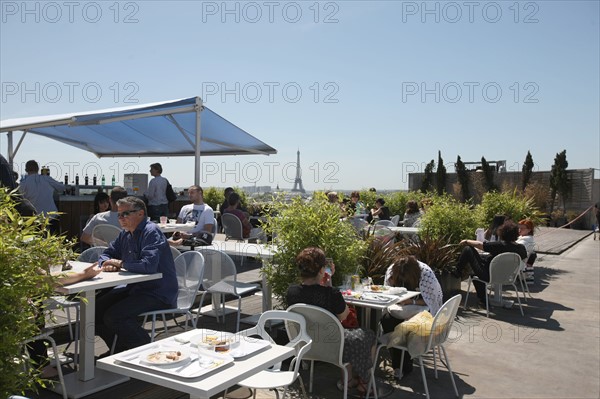 France, ile de france, paris, 9e arrondissement, boulevard haussmann, printemps, grand magasin, terrasse panoramique, restaurant deli cieux

Date : 2011-2012