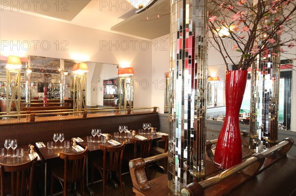 France, ile de france, paris  9e arrondissement, 3 rue victor masse, restaurant pantruche, gastronomie, salle

Date : 2011-2012