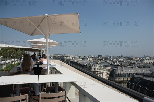 France, ile de france, paris 10e, 40 boulevard haussmann, galeries lafayette, terrasse, vue sur l'opera garnier, panorama

Date : 2011-2012