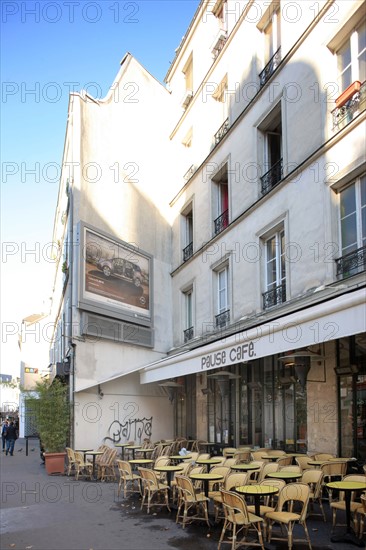 France, ile de france, paris, 11e arrondissement, rue de charonne, angle avec la rue keller, recoin, retrait de batiment

Date : 2011-2012