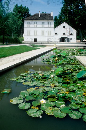 France, ile de france, paris, 12e arrondissement, bercy, parc de bercy, maison du lac et nenuphars

Date : 2011-2012