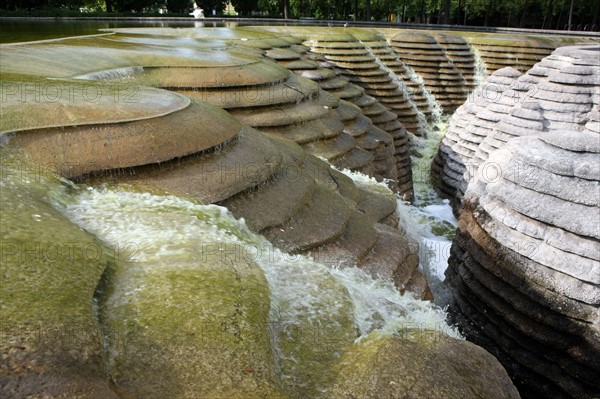France, ile de france, paris, 12e arrondissement, bercy, parc de bercy, fontaine Canyonaustrate, une sculpture-fontaine de Gerard Singer
Date : 2011-2012