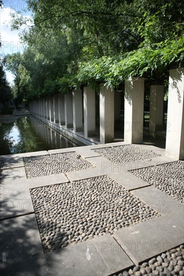 France, ile de france, paris, 12e arrondissement, bercy, parc de bercy, jardin yitzhak rabin, espace vert

Date : 2011-2012