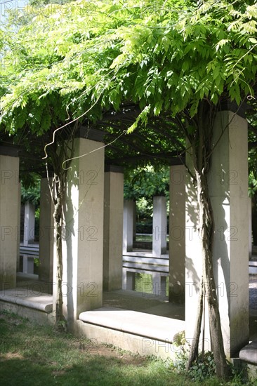 France, ile de france, paris, 12e arrondissement, bercy, parc de bercy, jardin yitzhak rabin, espace vert
Date : 2011-2012