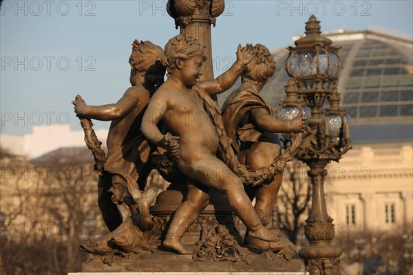 France, ile de france, paris 7e-16e arrondissement, pont alexandre III, seine, sculpture, statue,