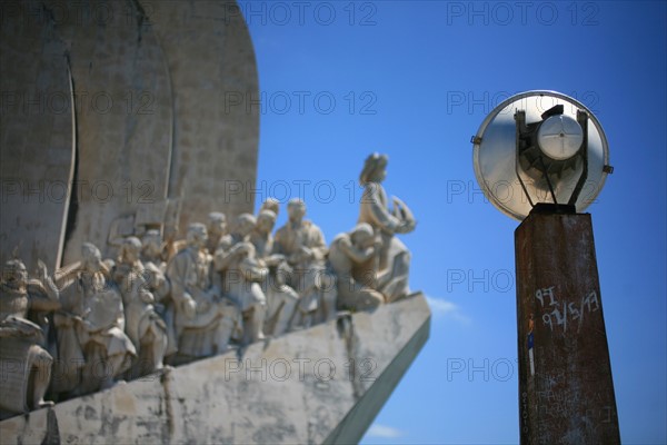 portugal, lisbonne, lisboa, signes de ville, belem, monument des decouvertes, place, pont sur le tage, sculpture
Date : septembre 2011