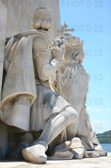 portugal, lisbonne, lisboa, signes de ville, belem, monument des decouvertes, place, pont sur le tage, sculpture
Date : septembre 2011