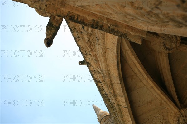 portugal, lisbonne, lisboa, signes de ville, belem, monastere des Hieronimytes, monasteiro dos jeronimos, couvent, cloitre, detail sculpture, statue, ornement
Date : septembre 2011