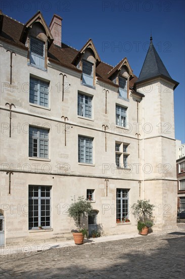 France, ile de france, paris 13e arrondissement, hotel de la reine blanche, rue geffroy, patrimoine, restauration,
Date : 2011-2012