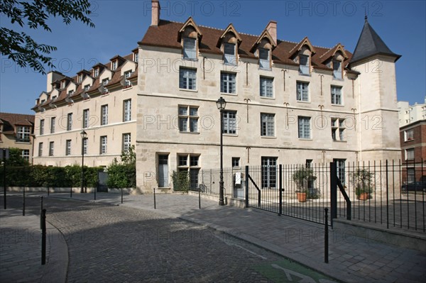 France, ile de france, paris 13e arrondissement, hotel de la reine blanche, rue geffroy, patrimoine, restauration,
Date : 2011-2012