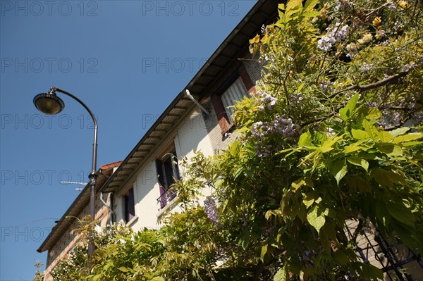 France, ile de france, paris 13e arrondissement, butte aux cailles, villa daviel, maisons et jardins, pavillons pres de la petite alsace,


Date : 2011-2012