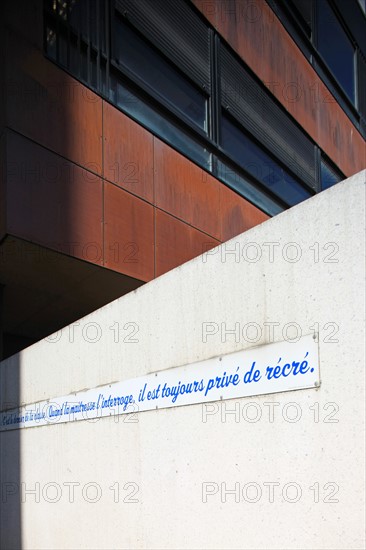 France, ile de france, paris, 13e arrondissement, zac paris rive gauche, rue rene goscini, groupe scolaire primo levi, ecole elementaire et ecole maternelle, education,


Date : 2011-2012