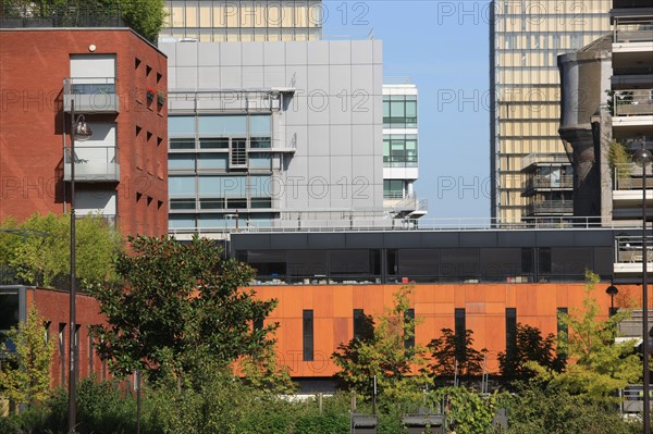 France, ile de france, paris, 13e arrondissement, zac paris rive gauche, rue rene goscini, groupe scolaire primo levi, ecole elementaire et ecole maternelle, education,


Date : 2011-2012