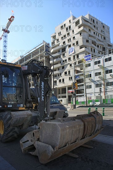 france, region ile de france, paris 13e arrondissement, paris rive gauche, avenue de france, quartier bnf francois mitterrand, travaux de batiment, couvertures des voies, algeco, chantier,


Date : 2011-2012