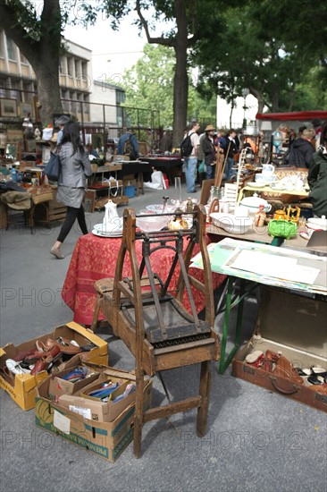 France, ile de france, paris, 14e arrondissement, metro porte de vanves, puces de vanves, antiquites,


Date : 2011-2012