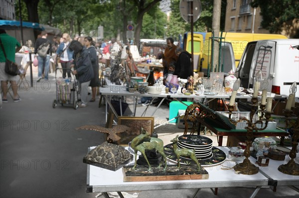 France, ile de france, paris, 14e arrondissement, metro porte de vanves, puces de vanves, antiquites,


Date : 2011-2012