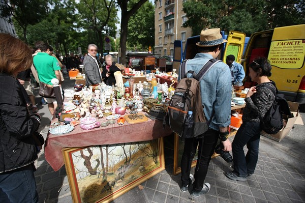 France, ile de france, paris, 14e arrondissement, metro porte de vanves, puces de vanves, antiquites,


Date : 2011-2012