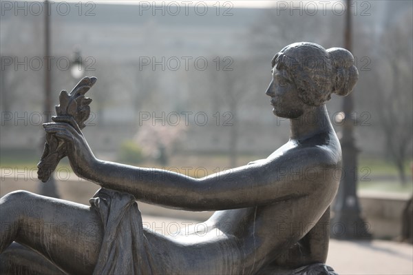 France, ile de france, paris 1er arrondissement, jardin des tuileries, sculptures d'aristide maillol, monument aux morts de port vendres,