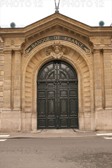 France, ile de france, paris 1er arrondissement, rue la vrilliere, banque de france, hotel de toulouse dit aussi de la vrilliere, portail sur rue,