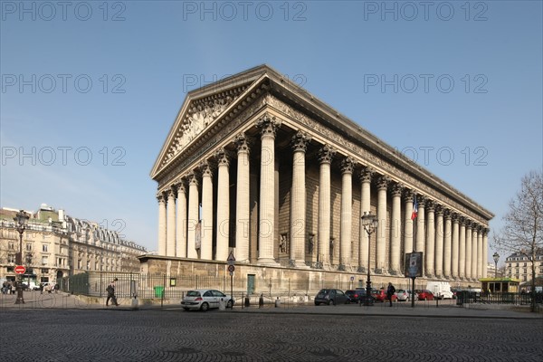 France, ile de france, paris 8e arrondissement, place de la madeleine, eglise de la madeleine, colonnes,