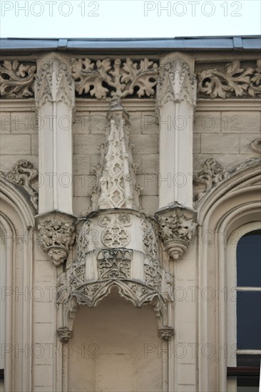 France, ile de france, paris 9e arrondissement, 9 rue de navarin, maison neo gothique, detail decor de facade,