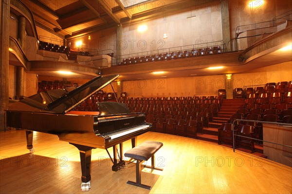 France, ile de france, paris 17e arrondissement, 78 rue cardinet, salle cortot, architecte auguste perret, ecole normale superieure de musique, salle de concert, piano,