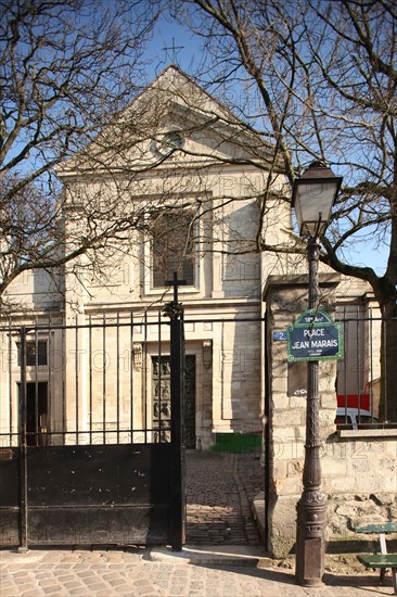 France, ile de france, paris 18e arrondissement, eglise saint pierre de montmartre, place jean marais, adelaide de savoie, detail bas relief portes,