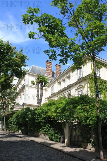 France, ile de france, paris 9e arrondissement, avenue frochot, voie privee entre la rue victor masse et la place pigalle, n3,


Date : Ete 2012