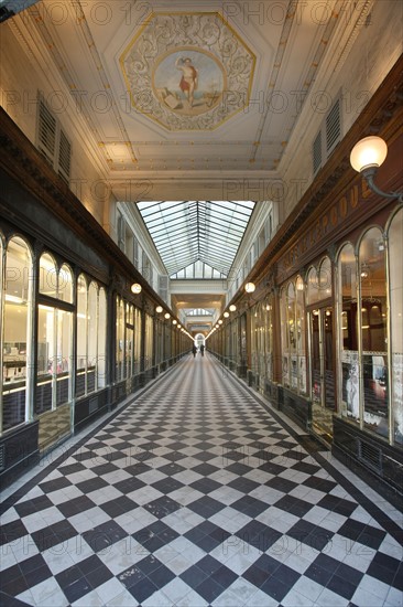 Galerie Véro Dodat, Paris