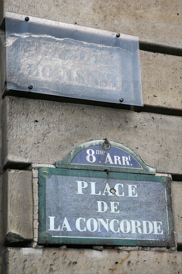France, ile de france, Paris 8e arrondissement, place de la concorde , ancienne plaque place Louis XVI-
Date : Ete 2012