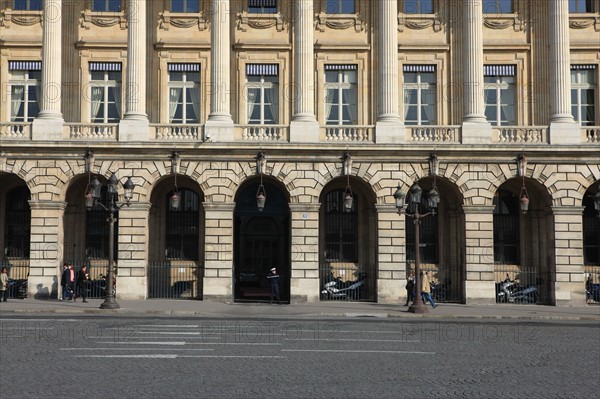 france, region ile de france, paris 8e arrondissement, place de la concorde, hotel de la marine, ancien ministere, hotel particulier, arcades,


Date : Ete 2012