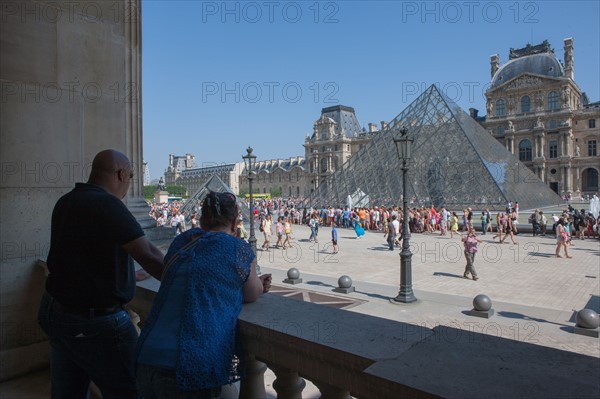 France, Region Ile de France, Paris 1er arrondissement, Musee du Louvre, place de la Pyramide, Ieoh Ming Pei,