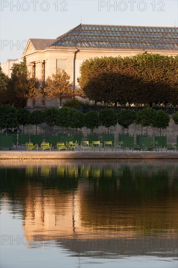 France, Region Ile de France, Paris 1er arrondissement, jardin des Tuileries, bassin, musee de l'orangerie,